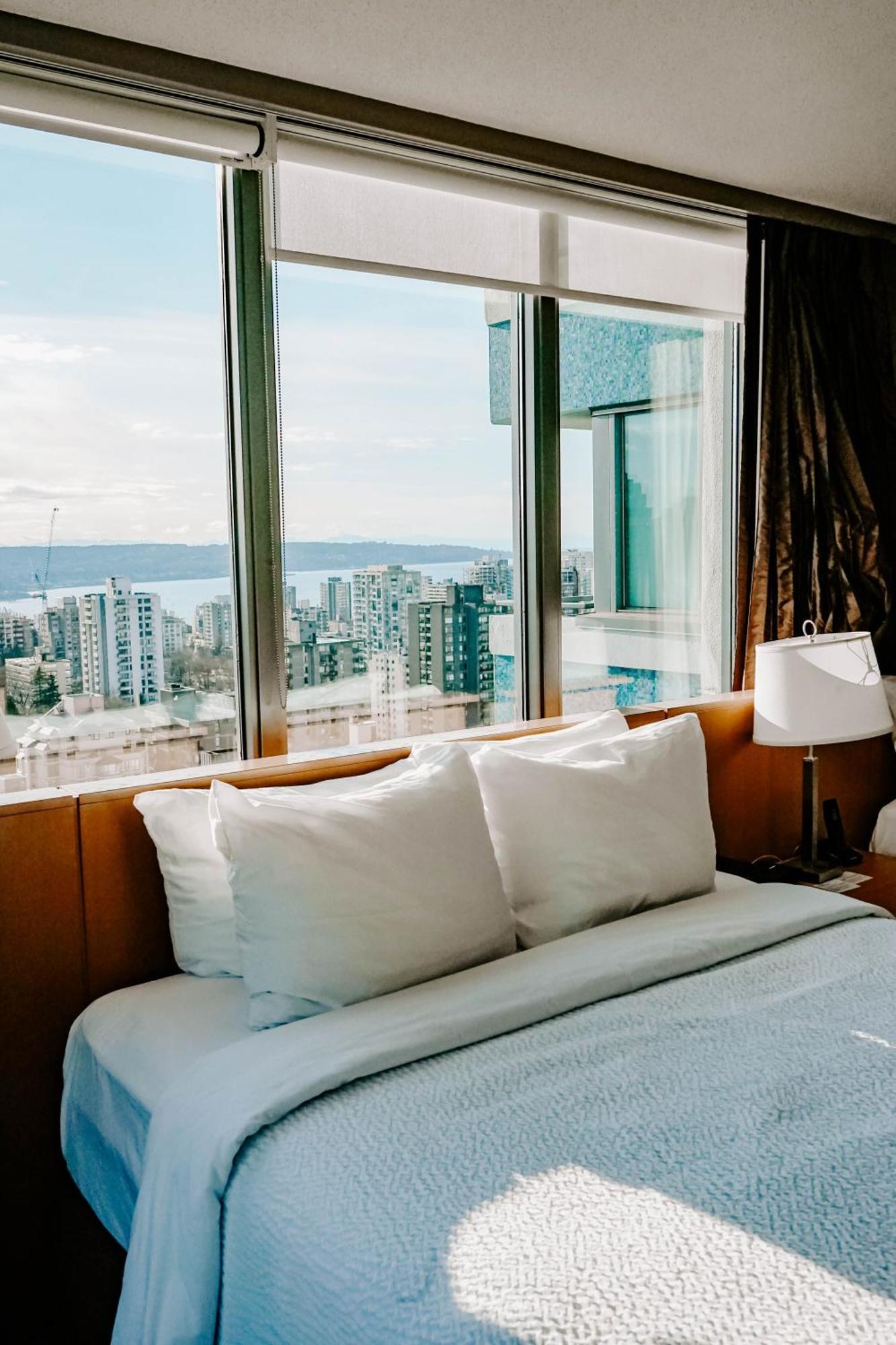 Blue Horizon Hotel Vancouver Dış mekan fotoğraf